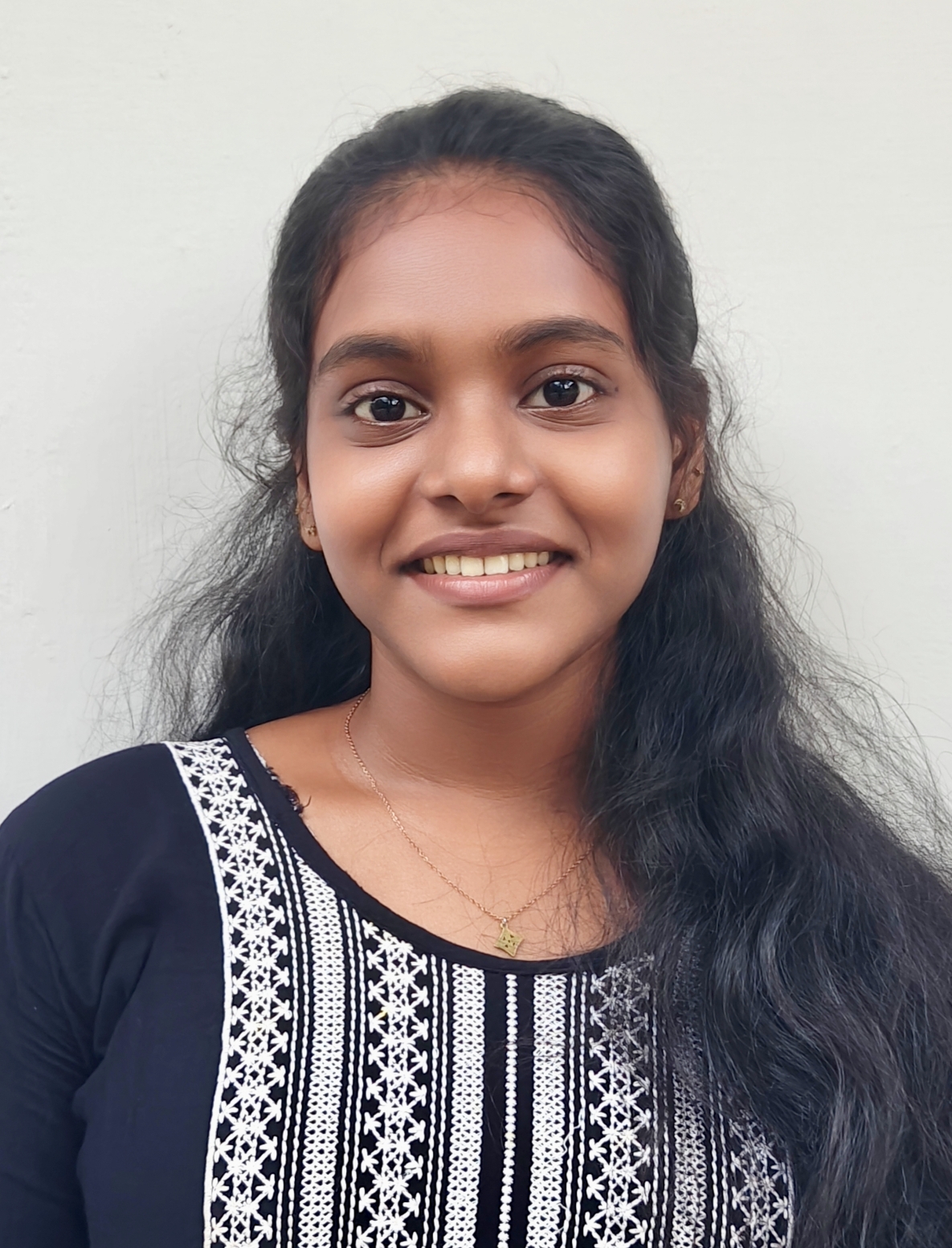 വിജയത്തിളക്കത്തിൽ സിയാ ജോൺസൻ; പ്ലസ്ടു പരീക്ഷയിൽ ഉന്നത വിജയം!